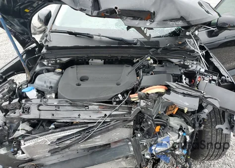 2026 Volvo Xc40 Ultra z USA, uszkodzony, nr VIN YV4L12UM1T2660279